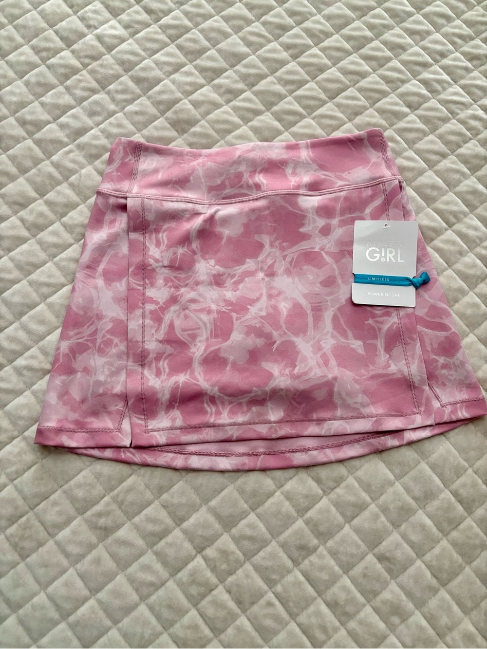NWT, Athleta Girls Skort, size 12 (Large)